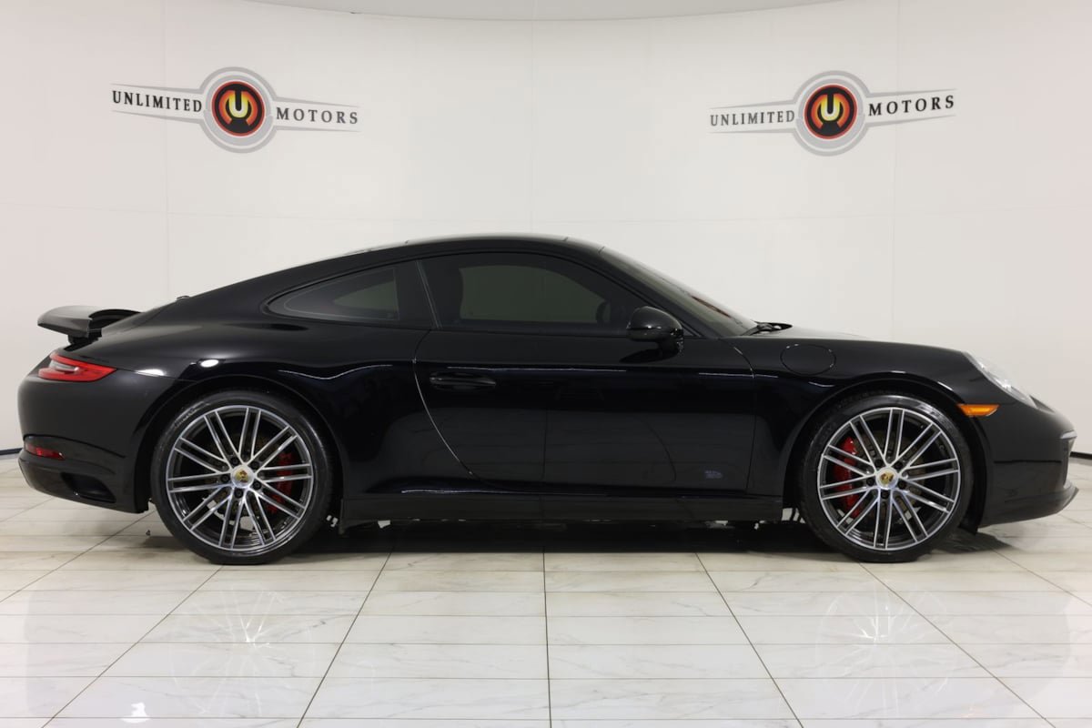 Used 2018 Porsche 911 Carrera S RWD image 2