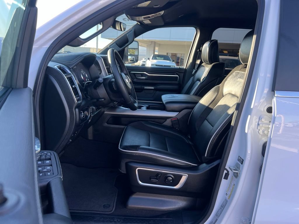 Used 2025 RAM 1500 Laramie w/ Trailer Tow Group AWD/4WD image 27