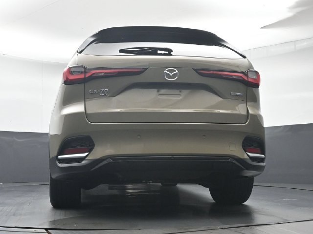 Certified 2025 MAZDA CX-70 Plug-In Hybrid w/ Premium Pkg AWD/4WD image 31