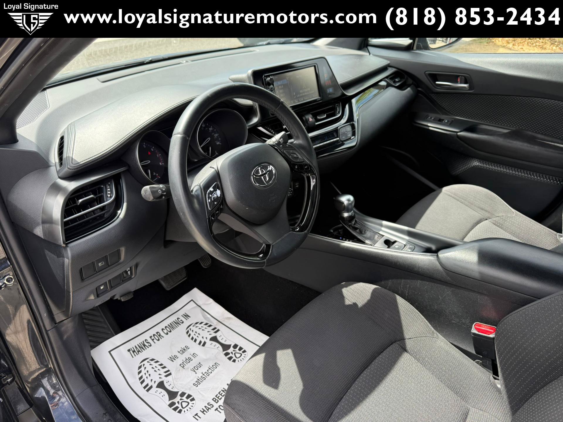 Used 2018 Toyota C-HR XLE FWD image 16