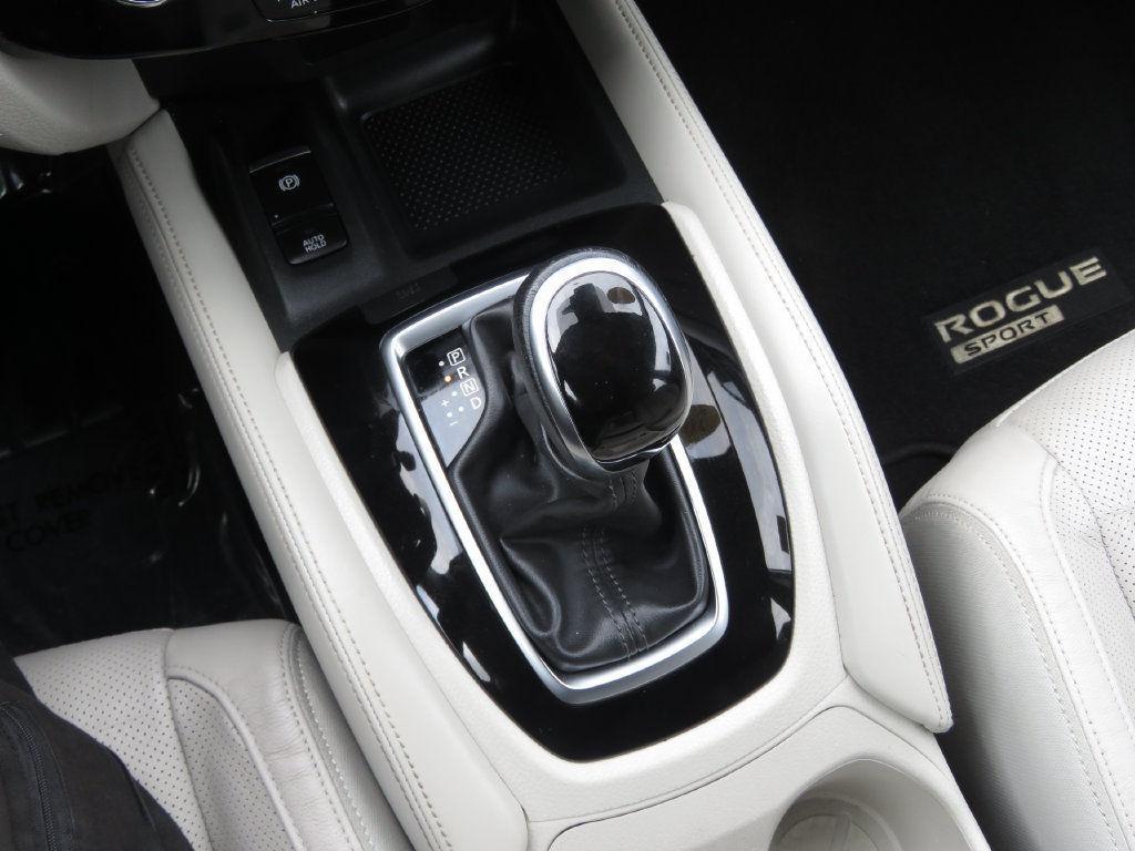 Used 2019 Nissan Rogue Sport SL AWD/4WD image 23