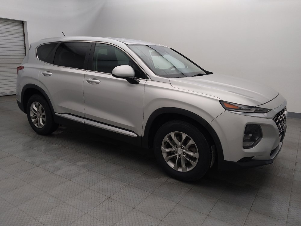 Used 2019 Hyundai Santa Fe SE image 11