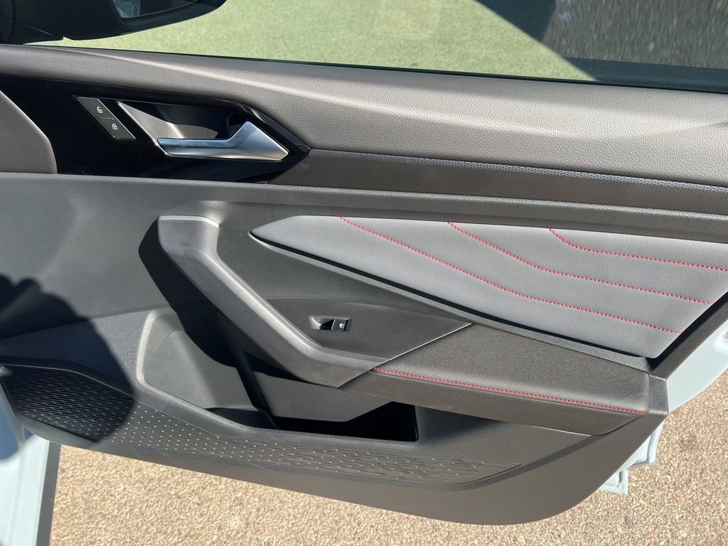 Used 2025 Volkswagen Jetta GLI Autobahn image 22