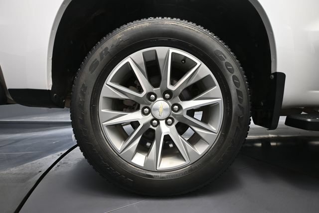 Used 2020 Chevrolet Silverado 1500 High Country AWD/4WD image 17