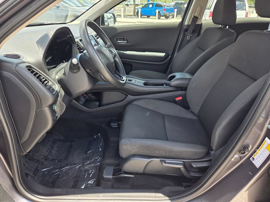 Used 2021 Honda HR-V LX image 3