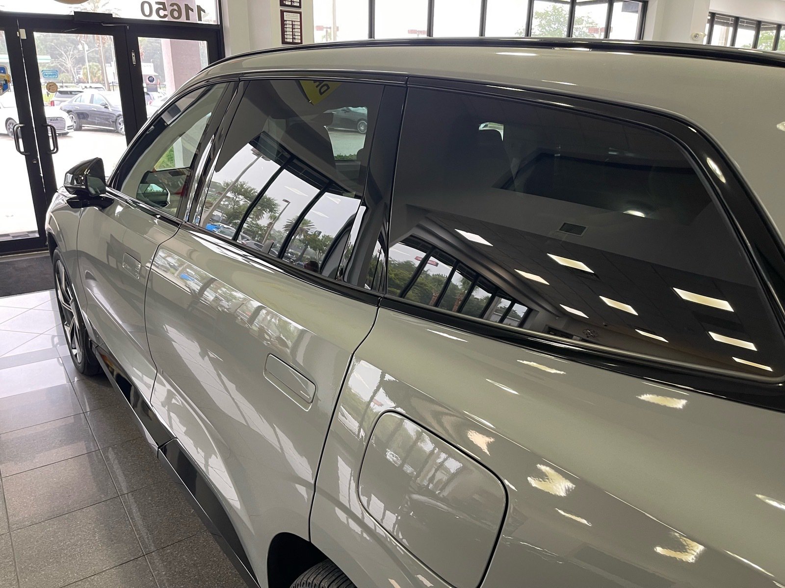 Used 2025 Volvo EX90 Ultra AWD/4WD image 14