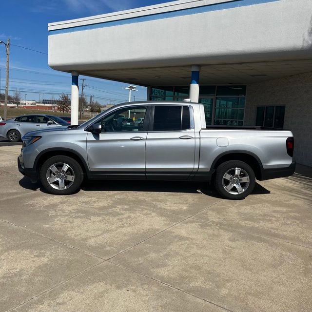 Certified 2025 Honda Ridgeline RTL image 6