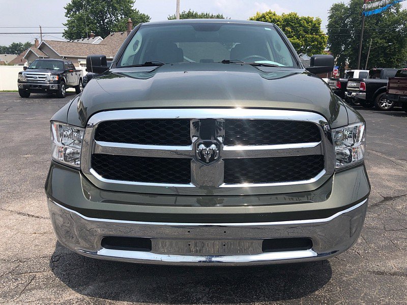 Used 2021 RAM 1500 Classic SLT image 8