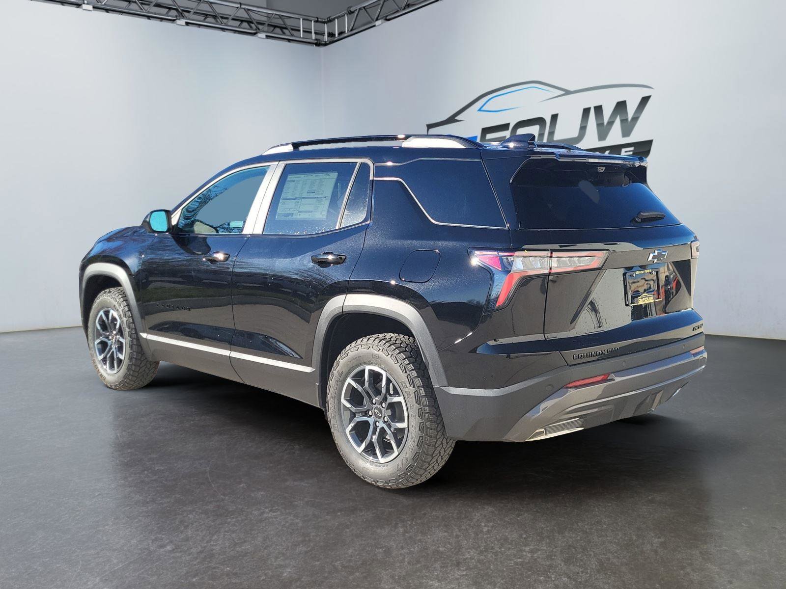 New 2026 Chevrolet Equinox ACTIV w/ Safety and Technology Package image 5