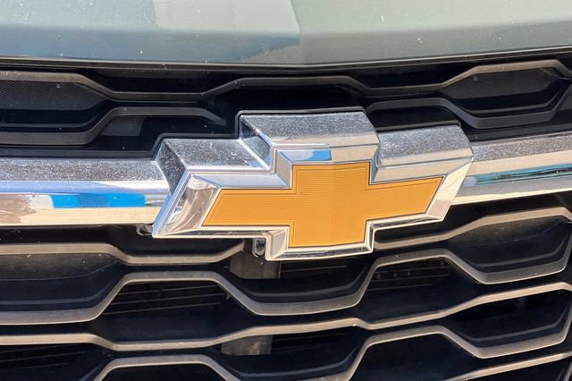 Used 2025 Chevrolet Trax LT FWD image 37