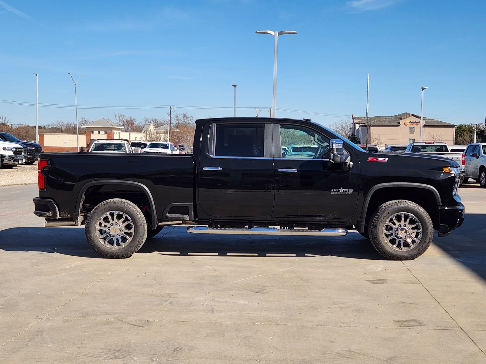New 2026 Chevrolet Silverado 2500 LT w/ Z71 Chrome Sport Edition image 7