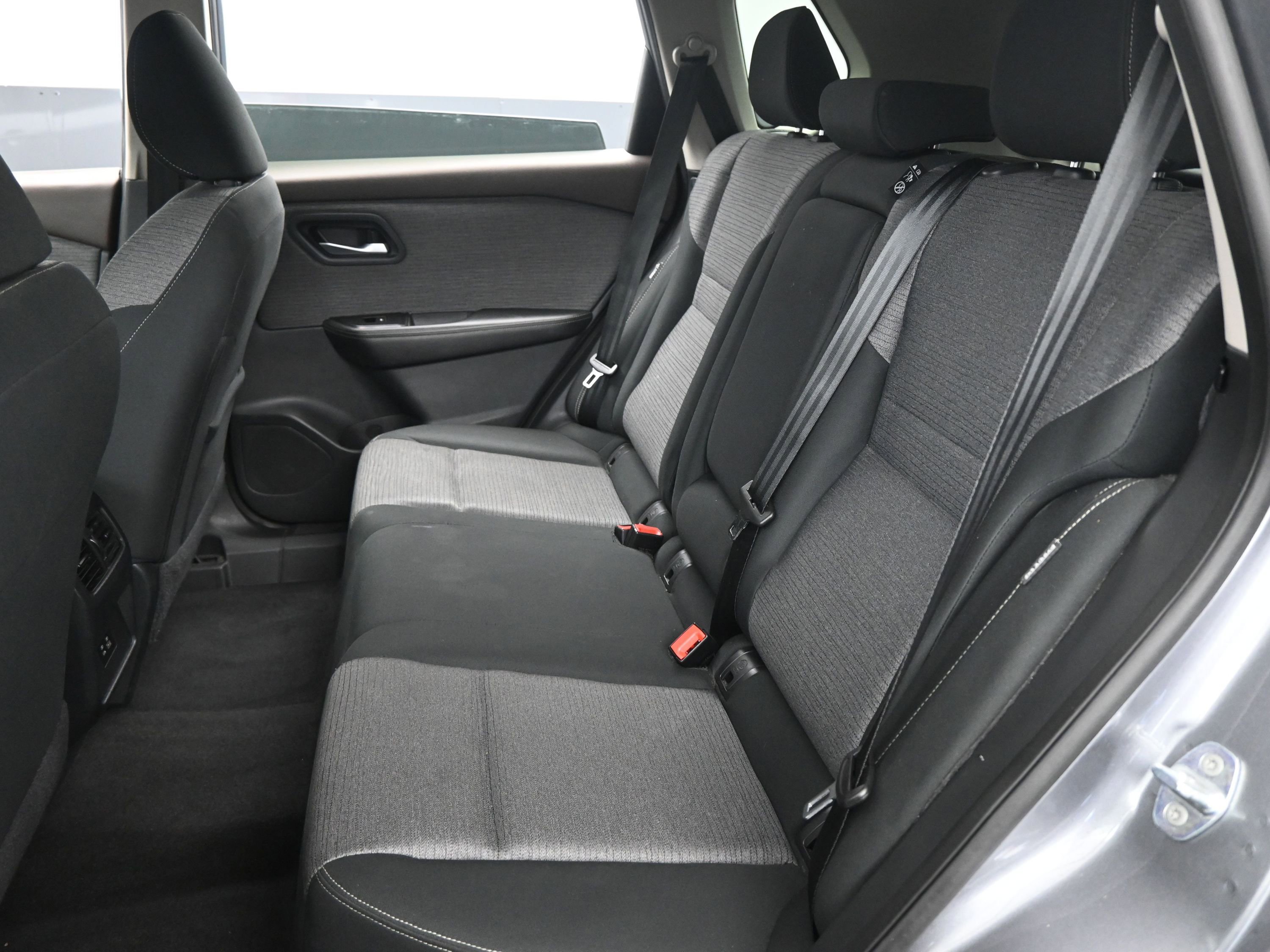 Certified 2023 Nissan Rogue SV image 12