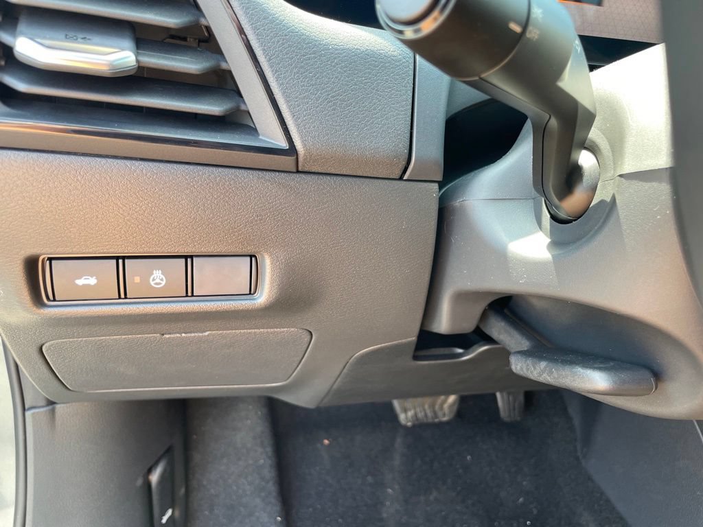 New 2026 Nissan Sentra SV w/ SV Convenience Package FWD image 11