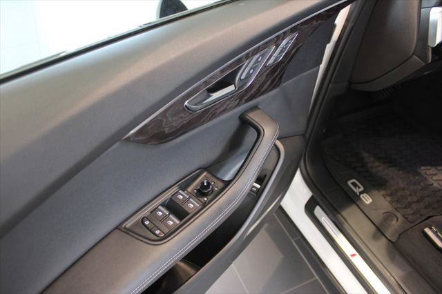 Used 2023 Audi Q8 Premium Plus AWD/4WD image 30