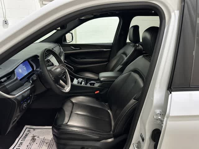Used 2024 Jeep Grand Cherokee Limited 4xe AWD/4WD image 2