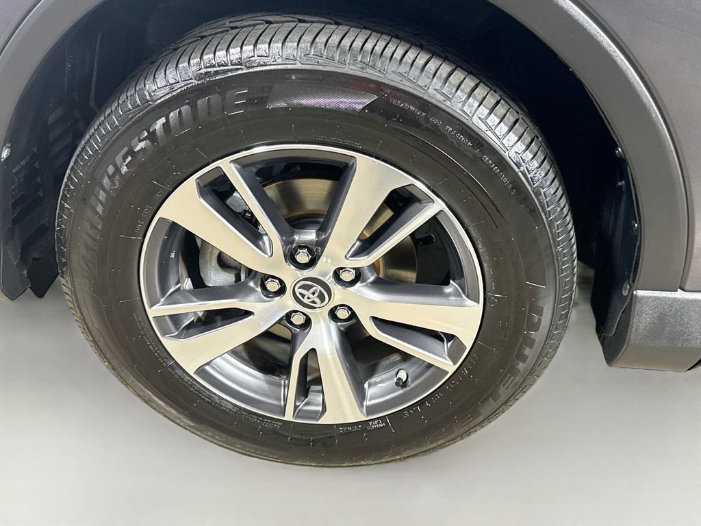 Certified 2017 Toyota RAV4 XLE FWD image 28