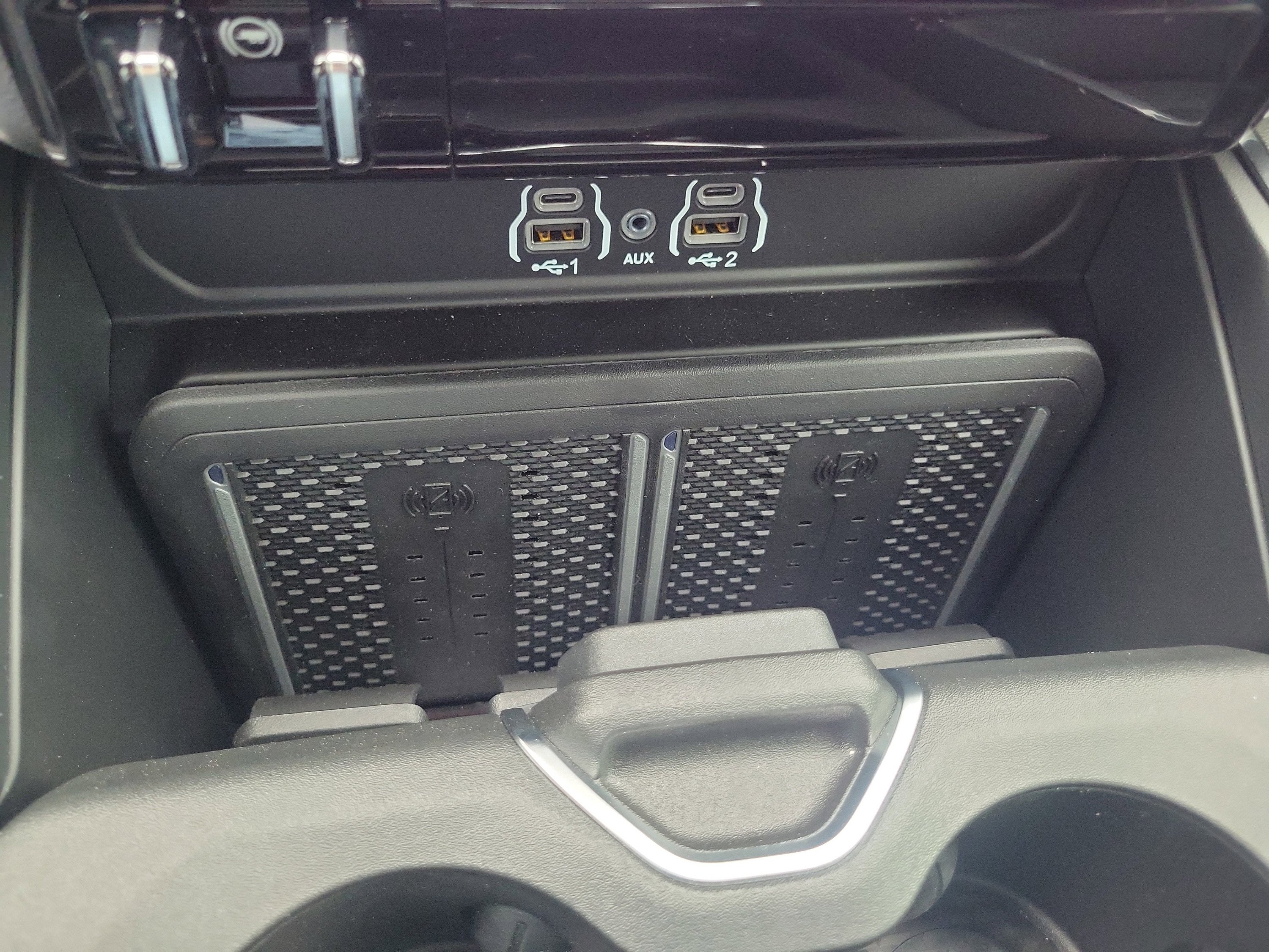 New 2026 RAM 2500 Laramie AWD/4WD image 32