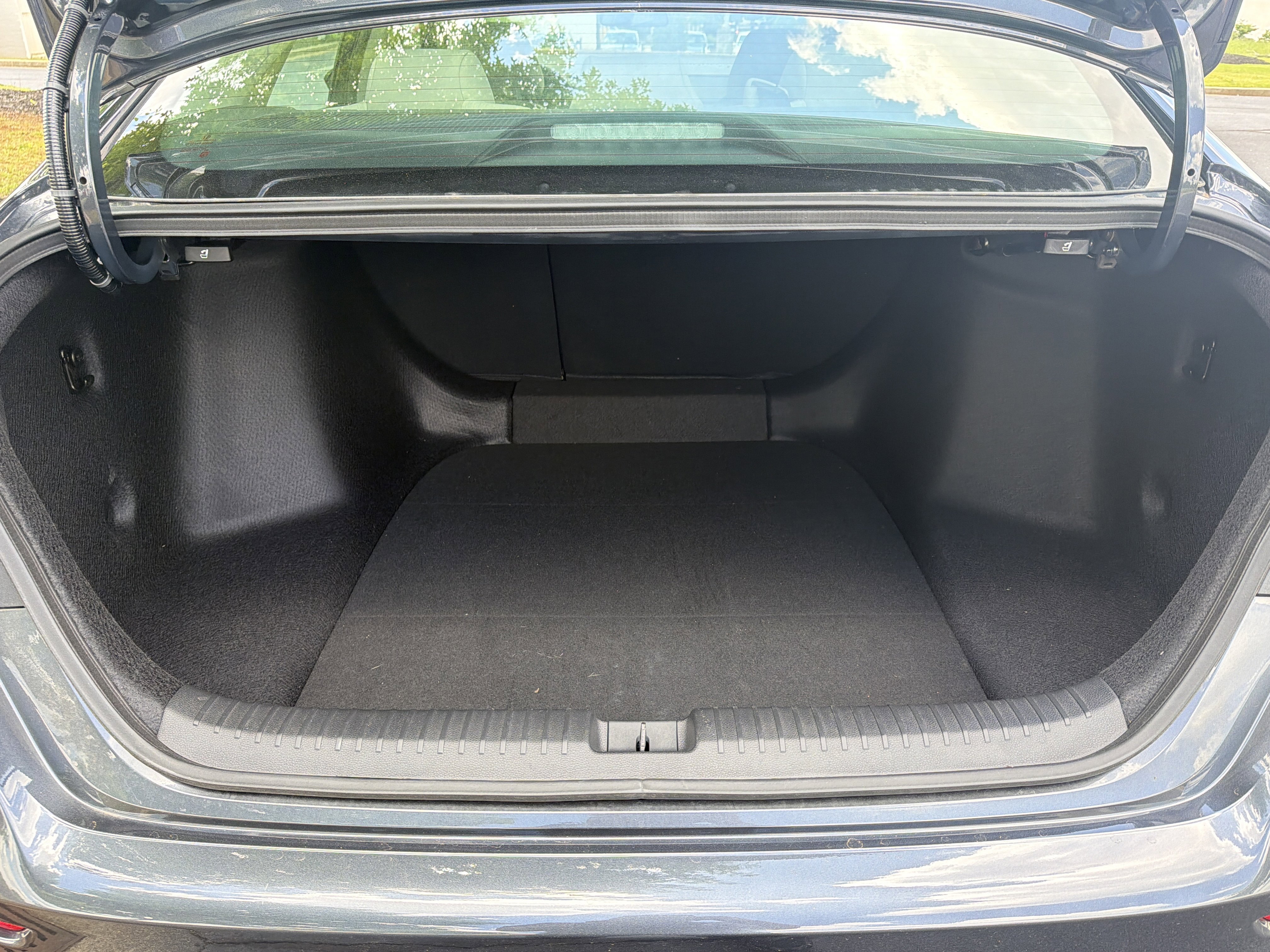 Used 2025 Honda Accord SE image 32