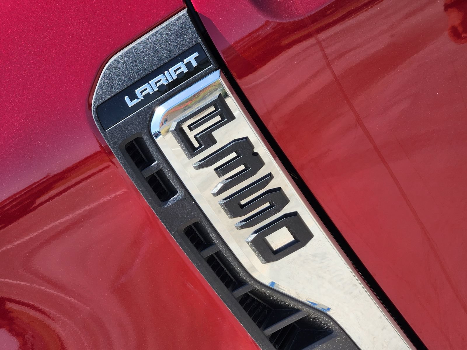 New 2027 Ford F350 Lariat w/ Lariat Premium Package AWD/4WD image 9