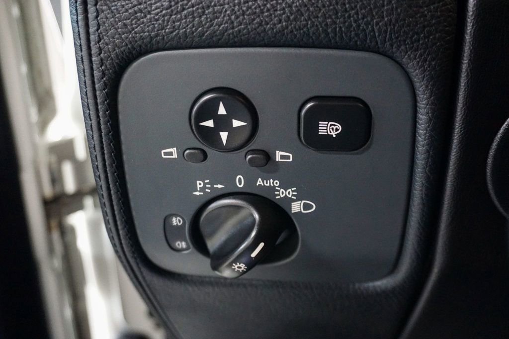 Used 2011 Mercedes-Benz G 55 AMG 4MATIC image 57
