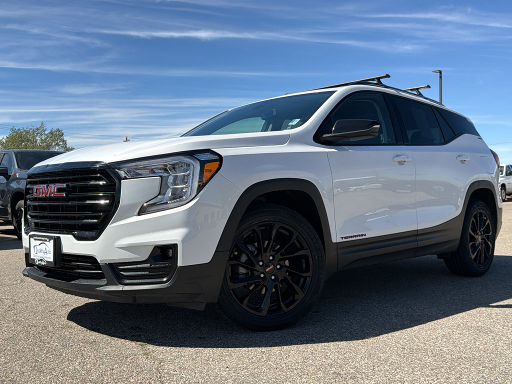 Used 2024 GMC Terrain SLT w/ Elevation Edition