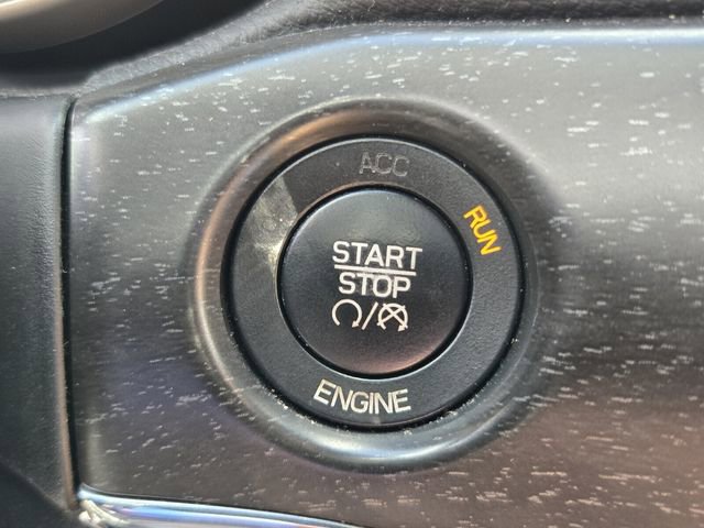 Used 2015 Jeep Grand Cherokee Limited w/ Luxury Group II image 22