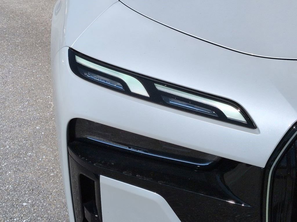 New 2026 BMW 740i RWD image 10