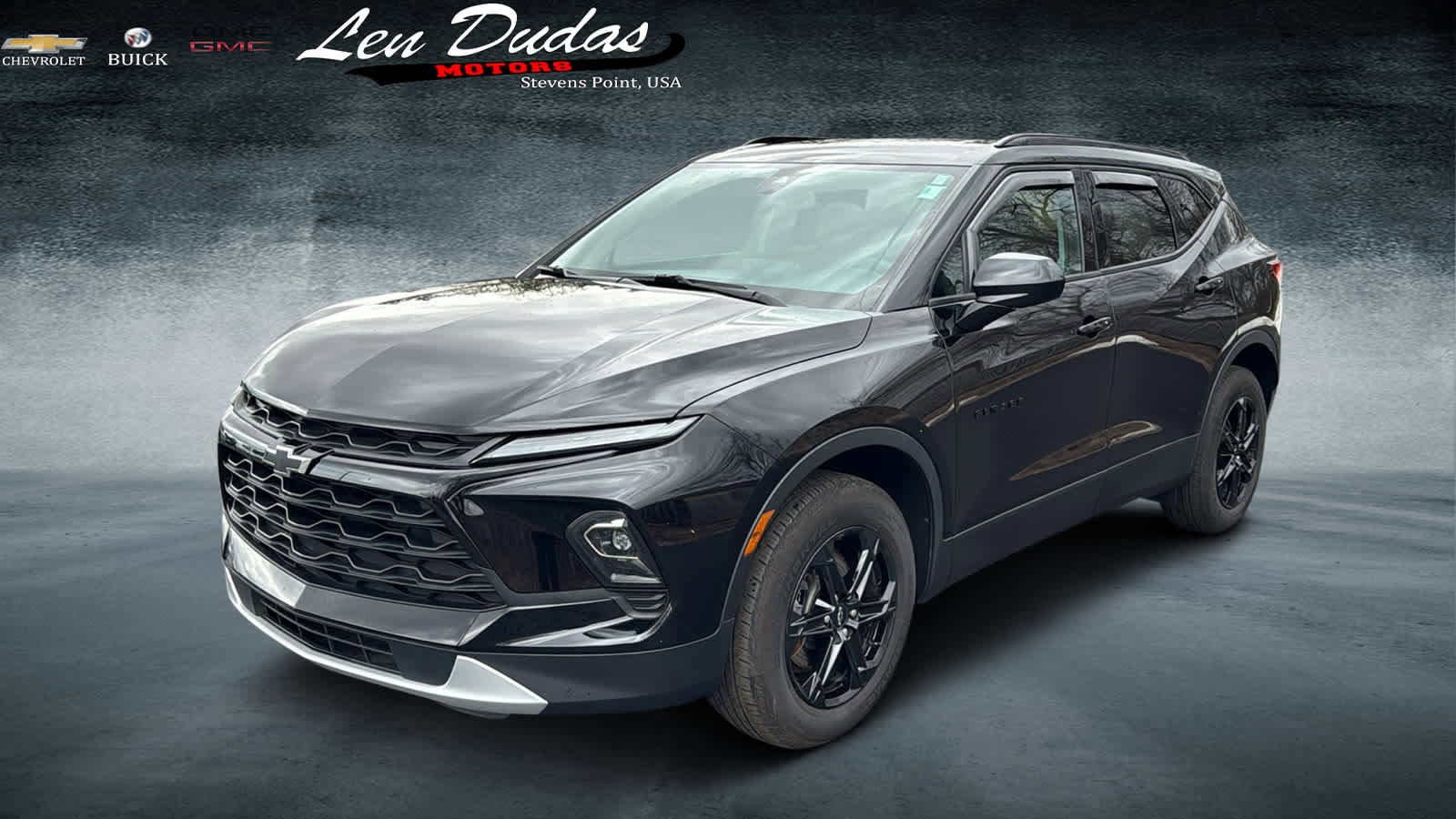 Used 2024 Chevrolet Blazer LT w/ Convenience Package AWD/4WD image 2