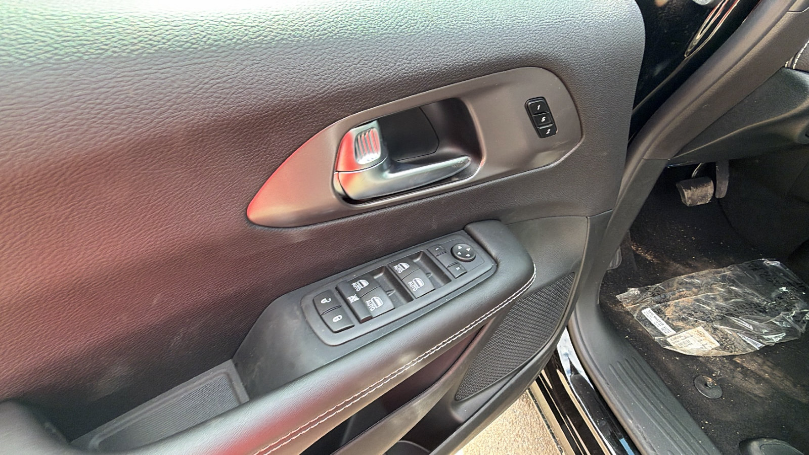 New 2026 Chrysler Pacifica Select FWD image 15
