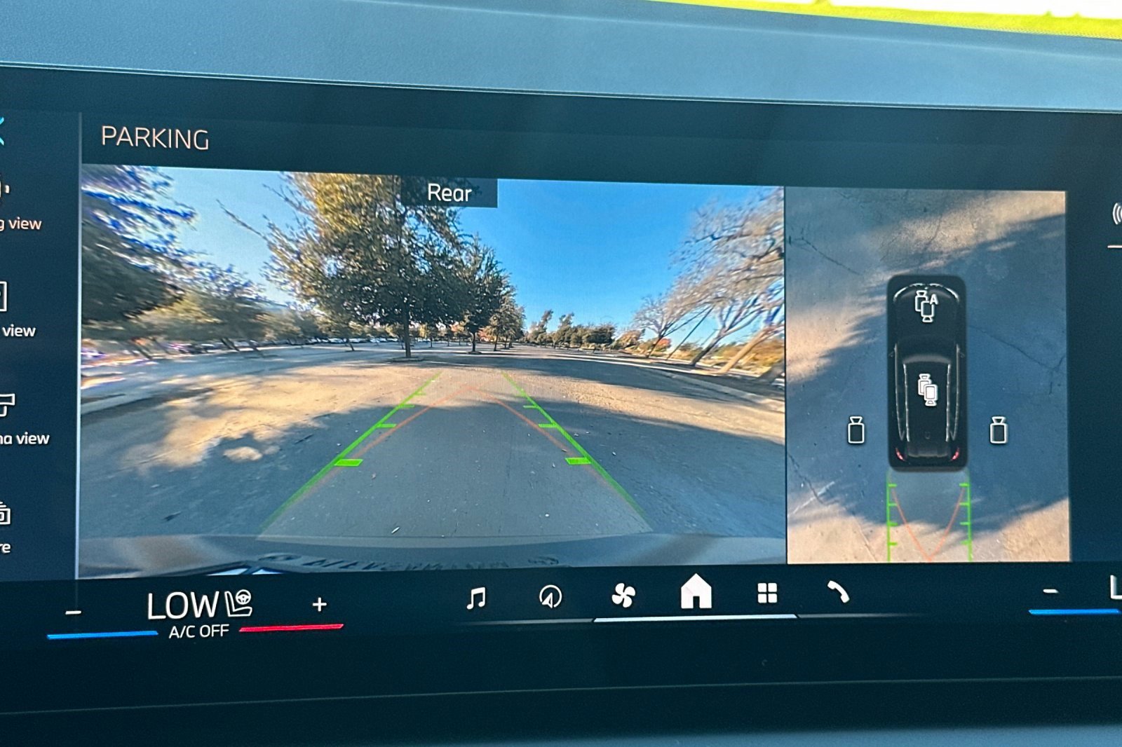 Used 2025 BMW X3 xDrive30i w/ Premium Package image 26