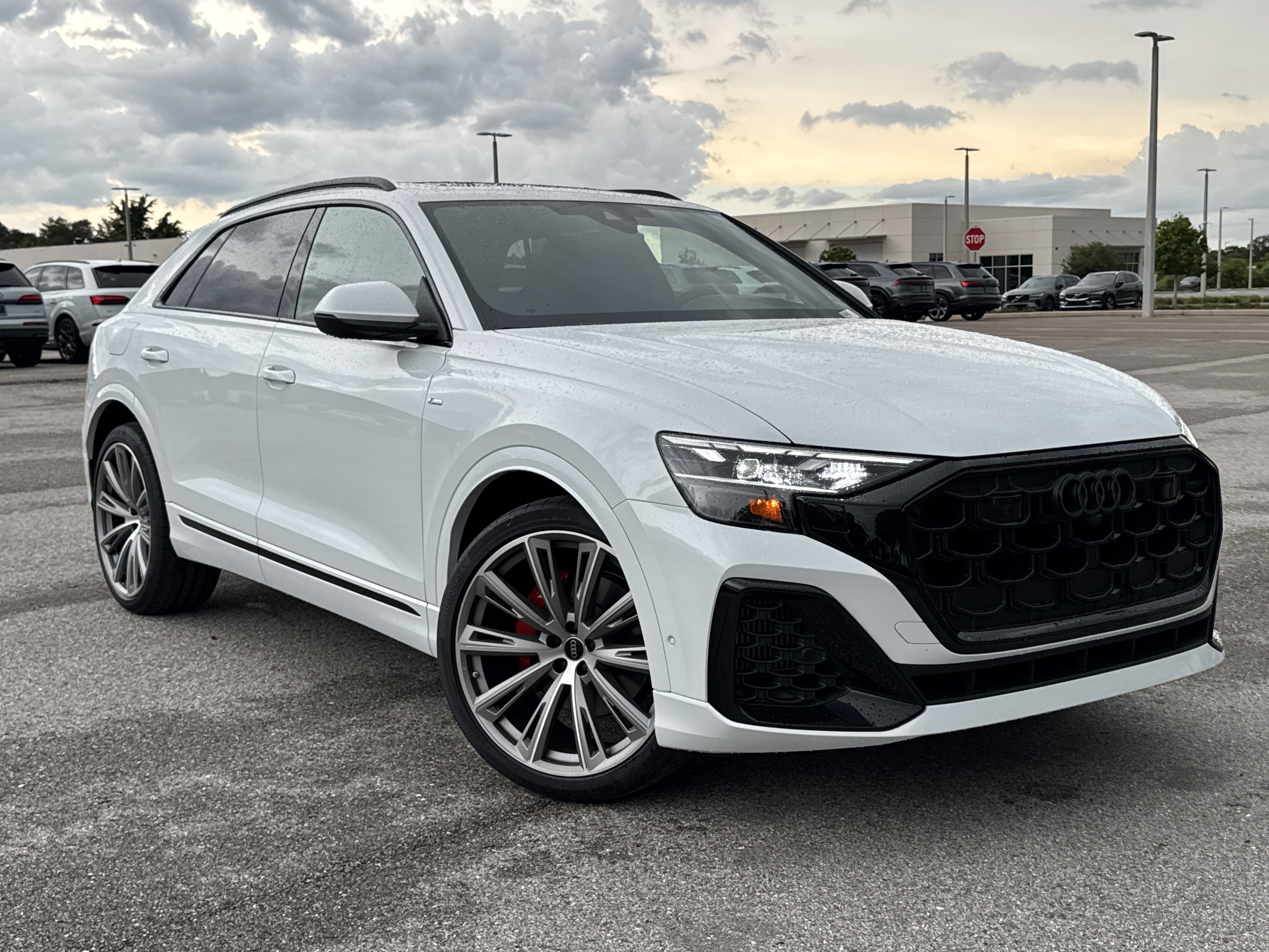 New 2026 Audi Q8 Prestige AWD/4WD video 1