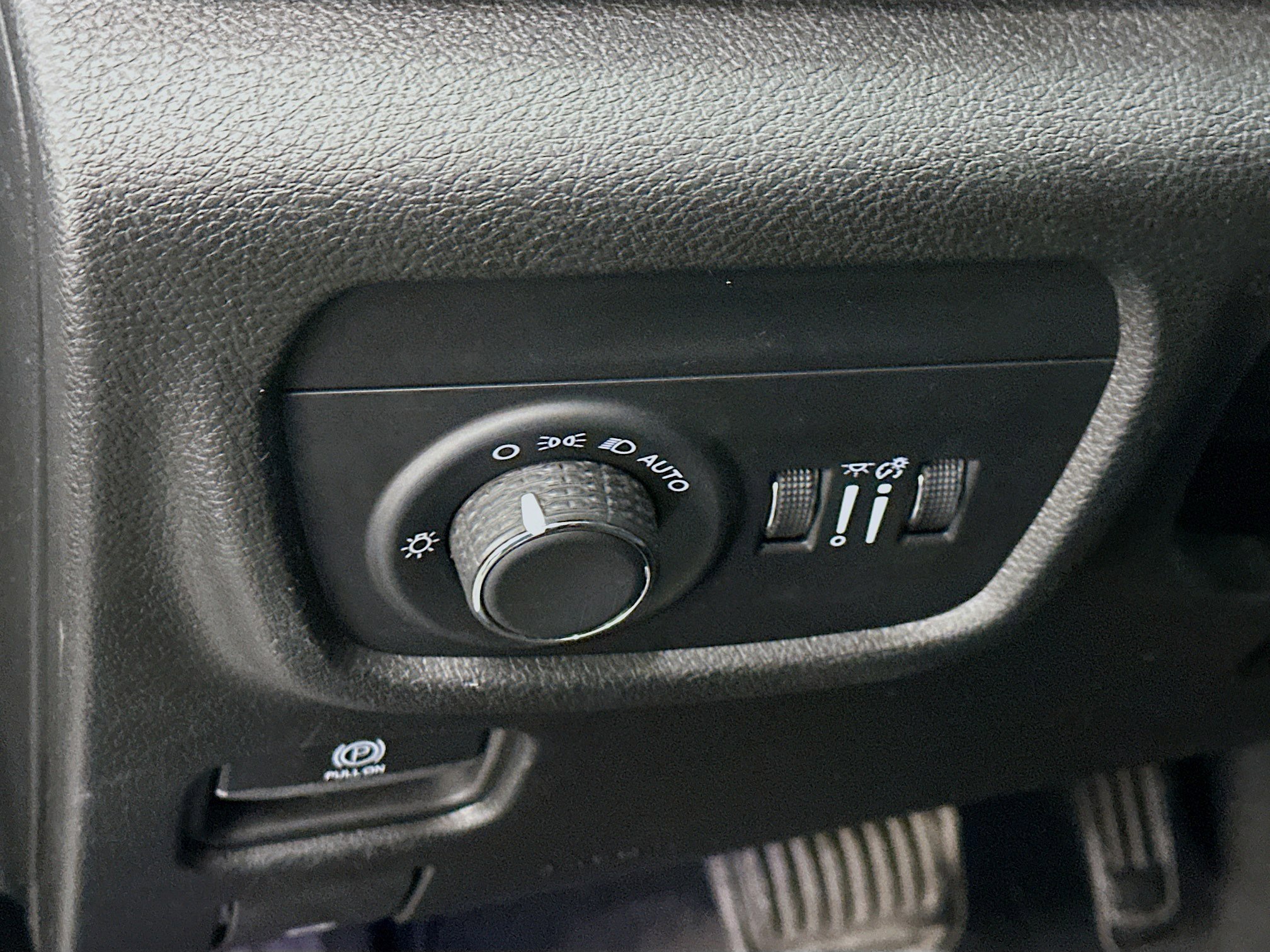 Used 2024 Jeep Grand Cherokee L Laredo image 17