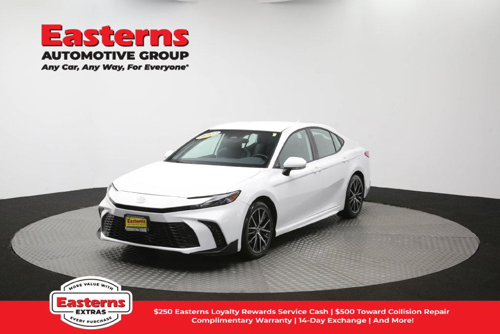 Used 2025 Toyota Camry SE FWD image 54