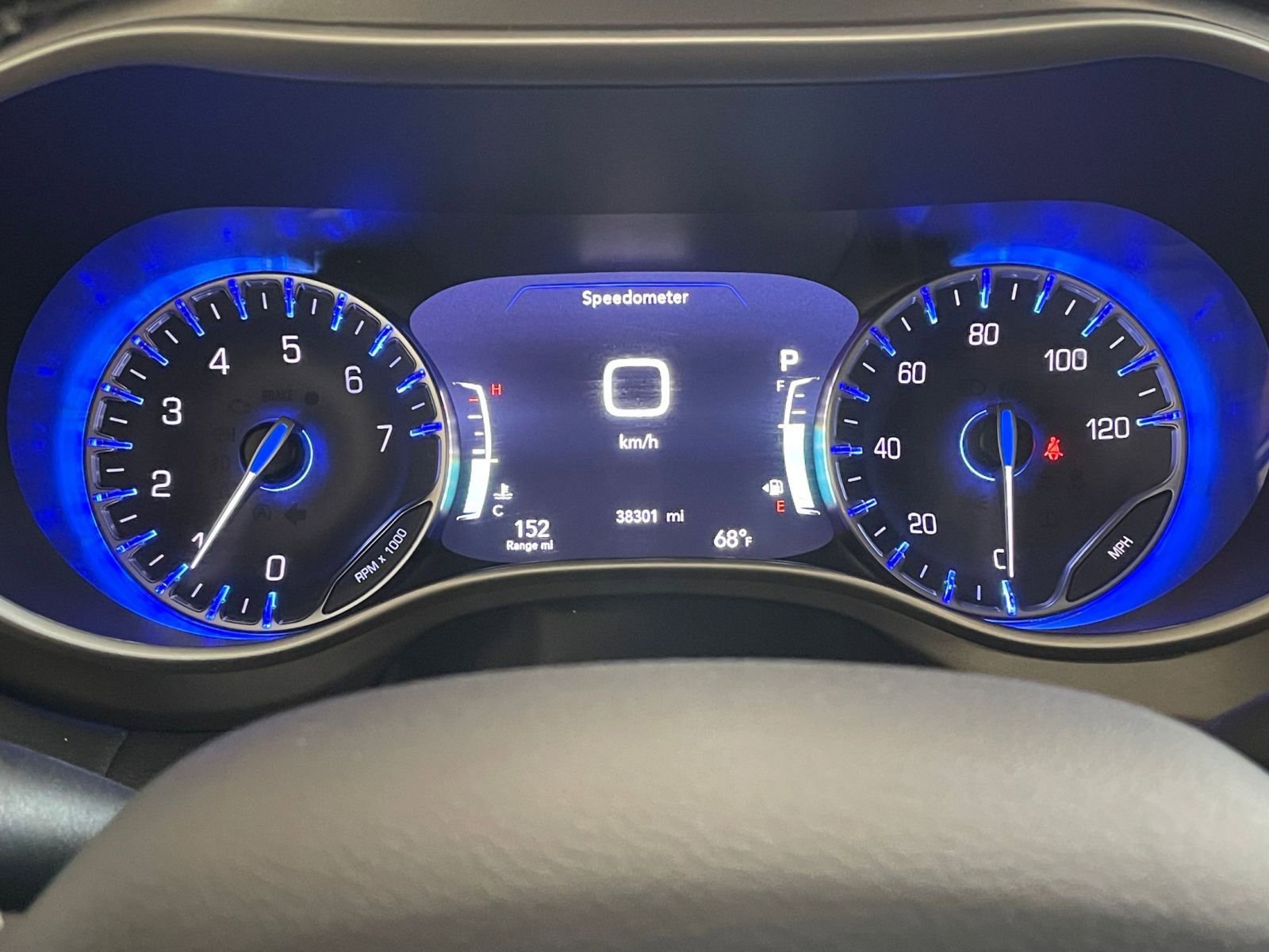 Used 2024 Chrysler Pacifica Touring-L image 43