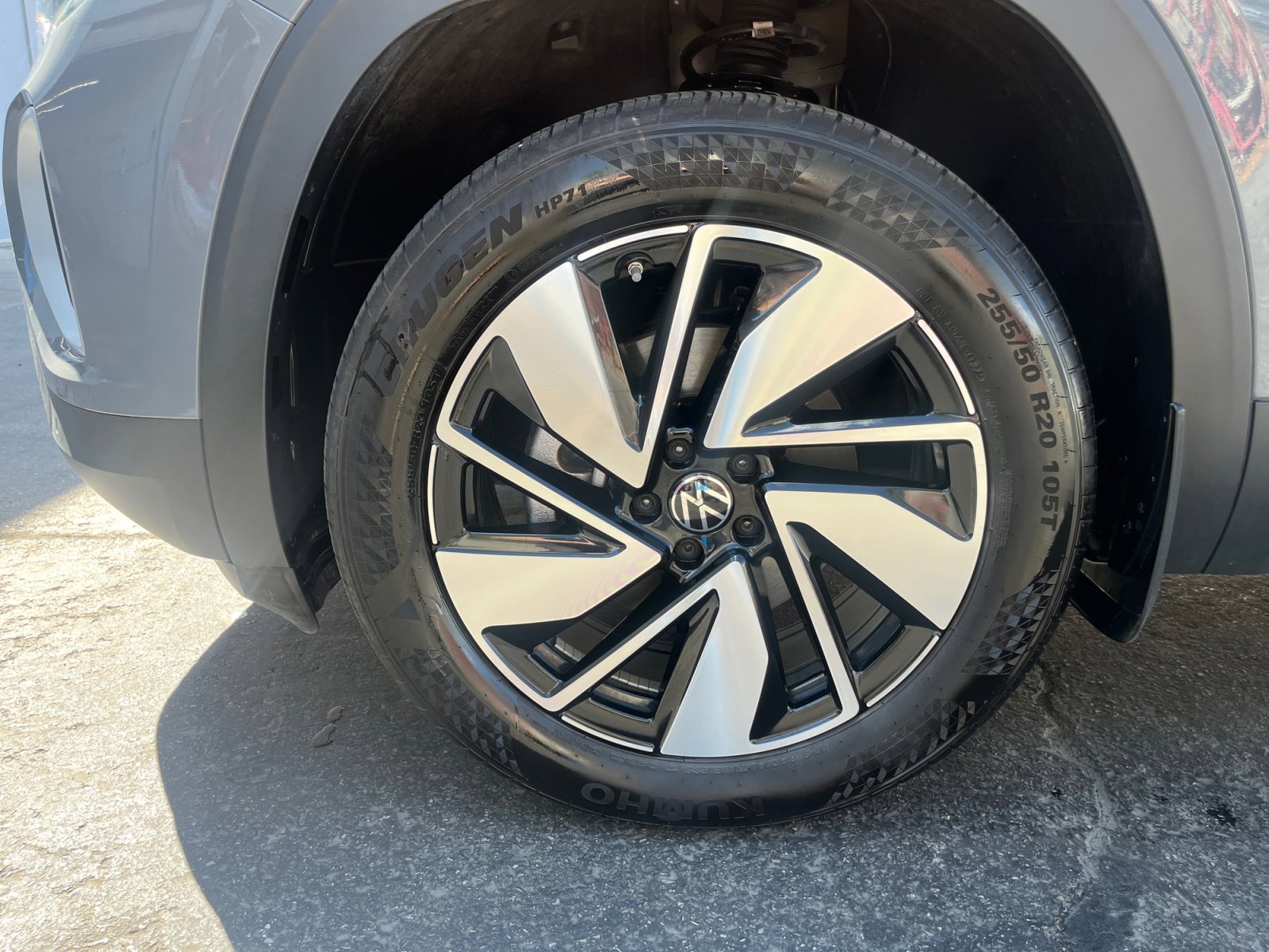 Used 2025 Volkswagen Atlas SE image 10