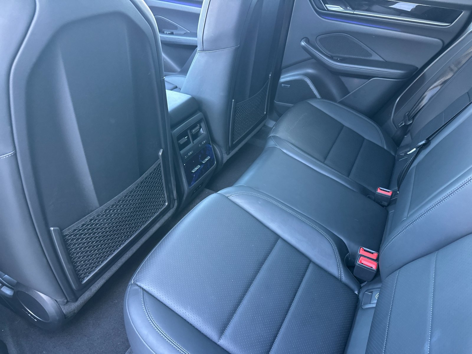 Certified 2026 Porsche Macan 4 Electric AWD/4WD image 24