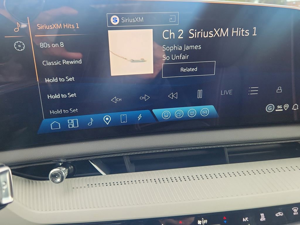 New 2026 Cadillac Optiq Luxury 2 image 11