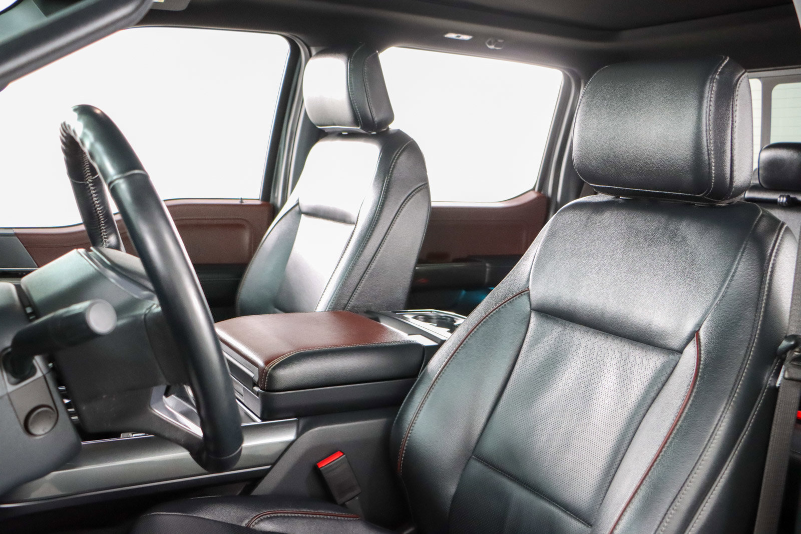 Used 2023 Ford F150 Lariat w/ Equipment Group 502A High image 27