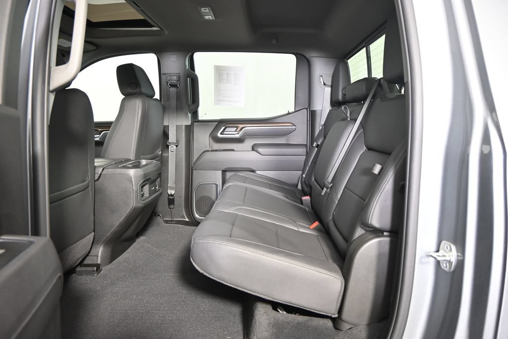Used 2026 Chevrolet Silverado 1500 RST w/ RST All Star Premium Package AWD/4WD image 17