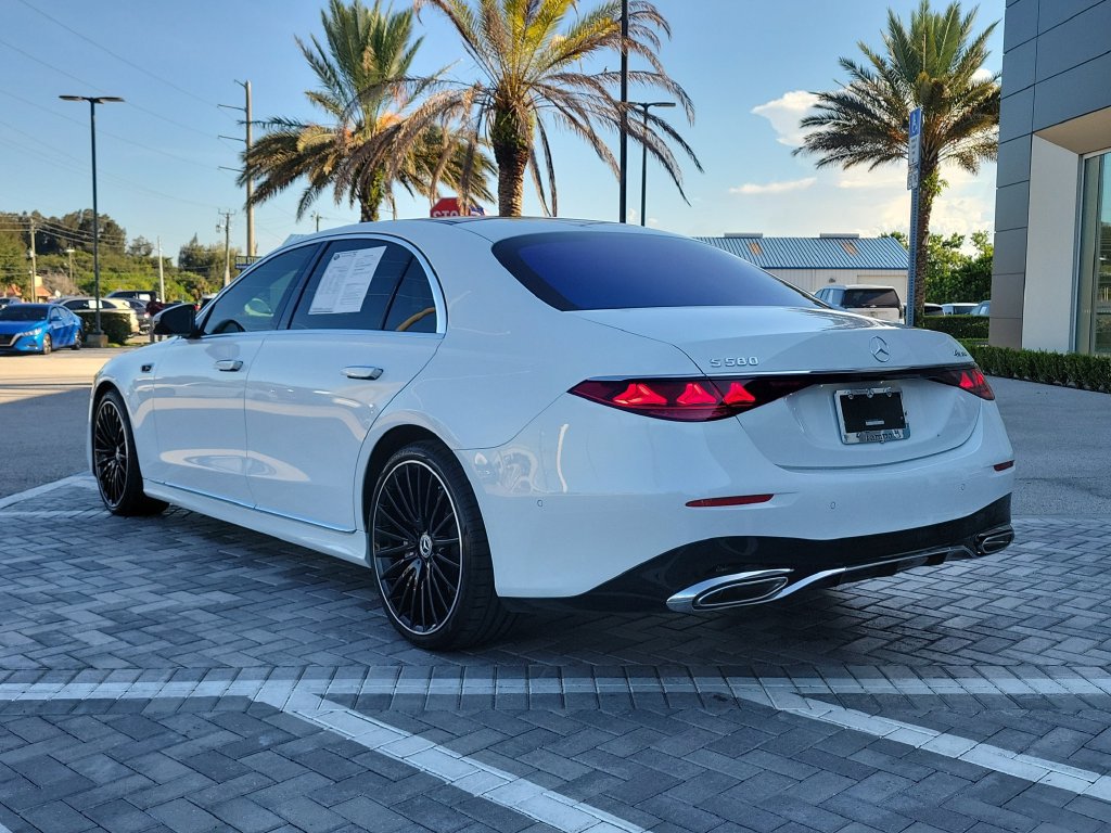Used 2027 Mercedes-Benz S 580 4MATIC Sedan image 3