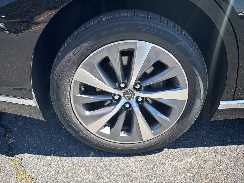 Used 2019 Lexus LS 500 AWD image 12