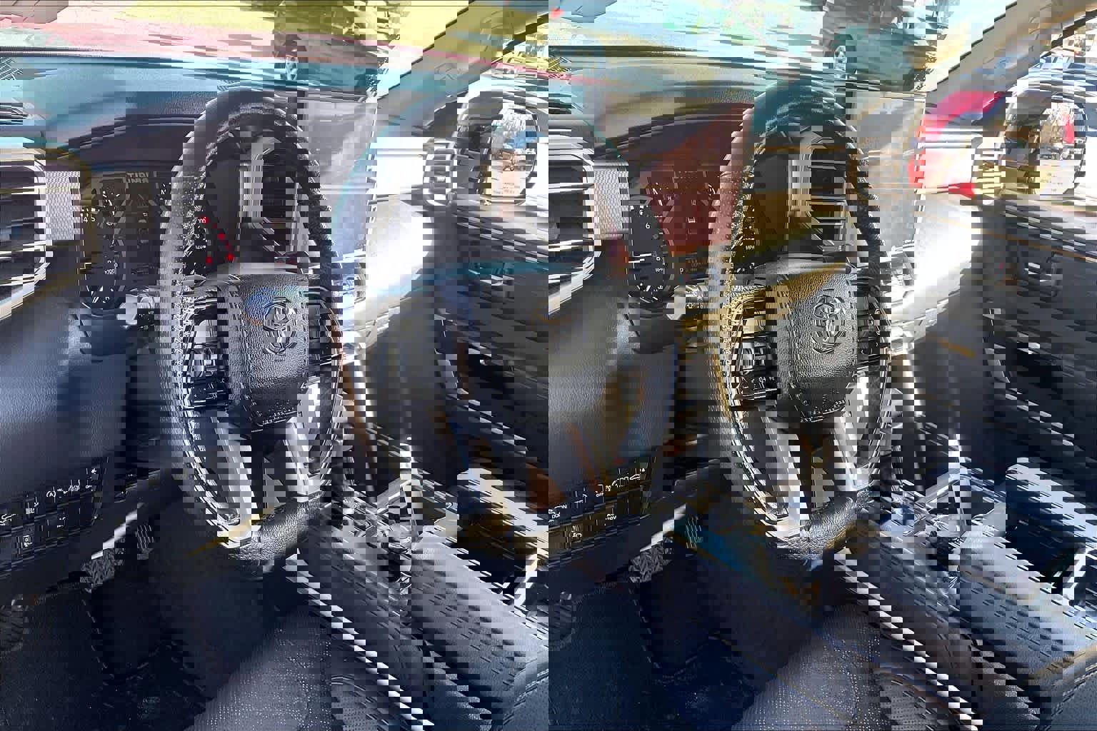 Used 2022 Toyota Tundra Limited w/ Power Package image 17