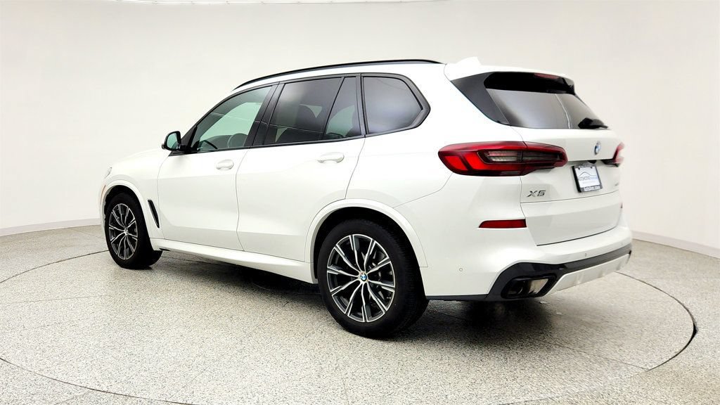 Used 2023 BMW X5 xDrive40i w/ M Sport Package AWD/4WD image 7