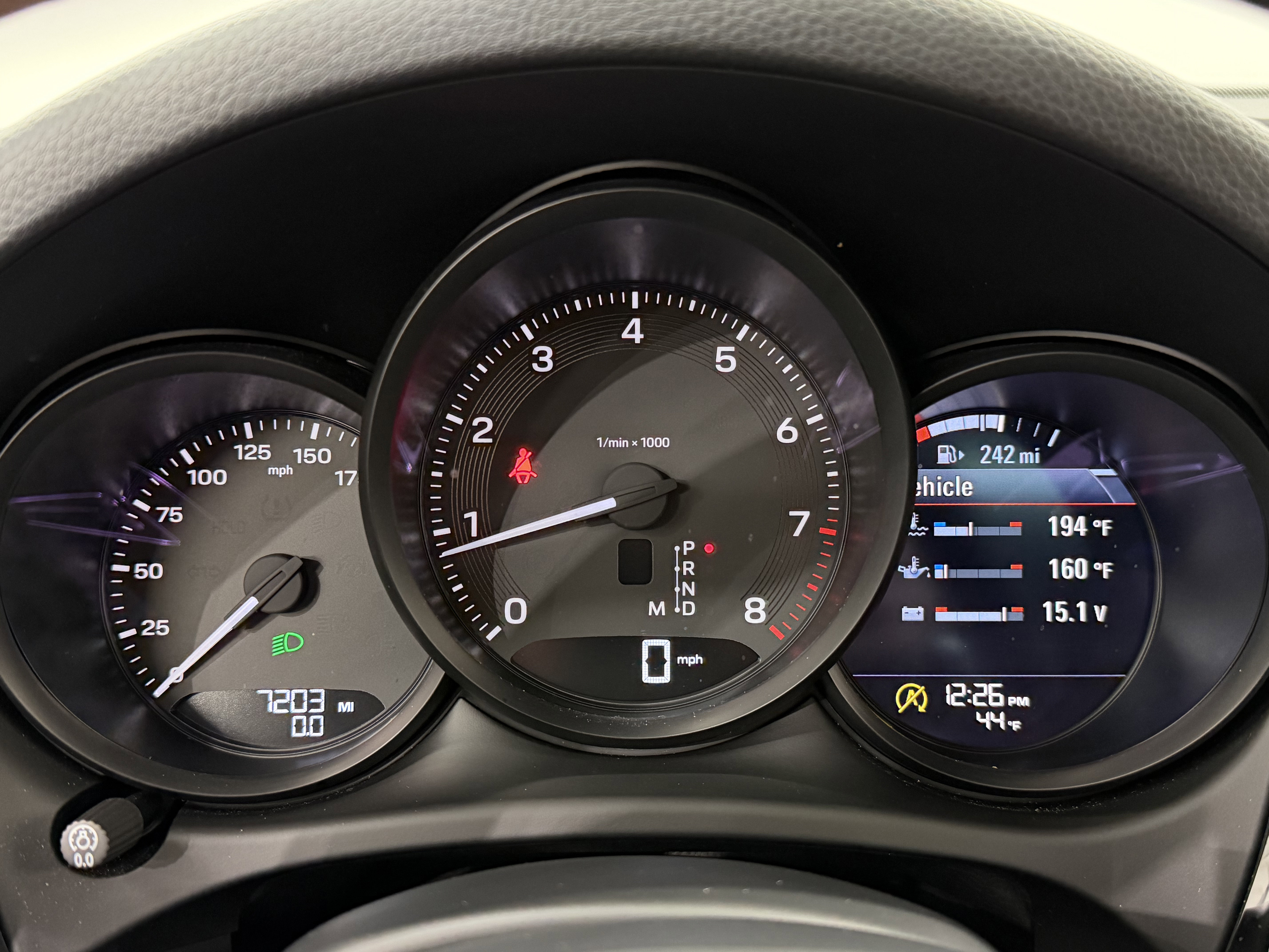 Certified 2025 Porsche Macan image 48
