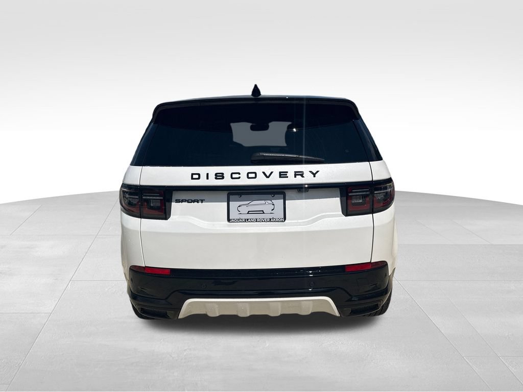 New 2026 Land Rover Discovery Sport Landmark AWD/4WD image 8