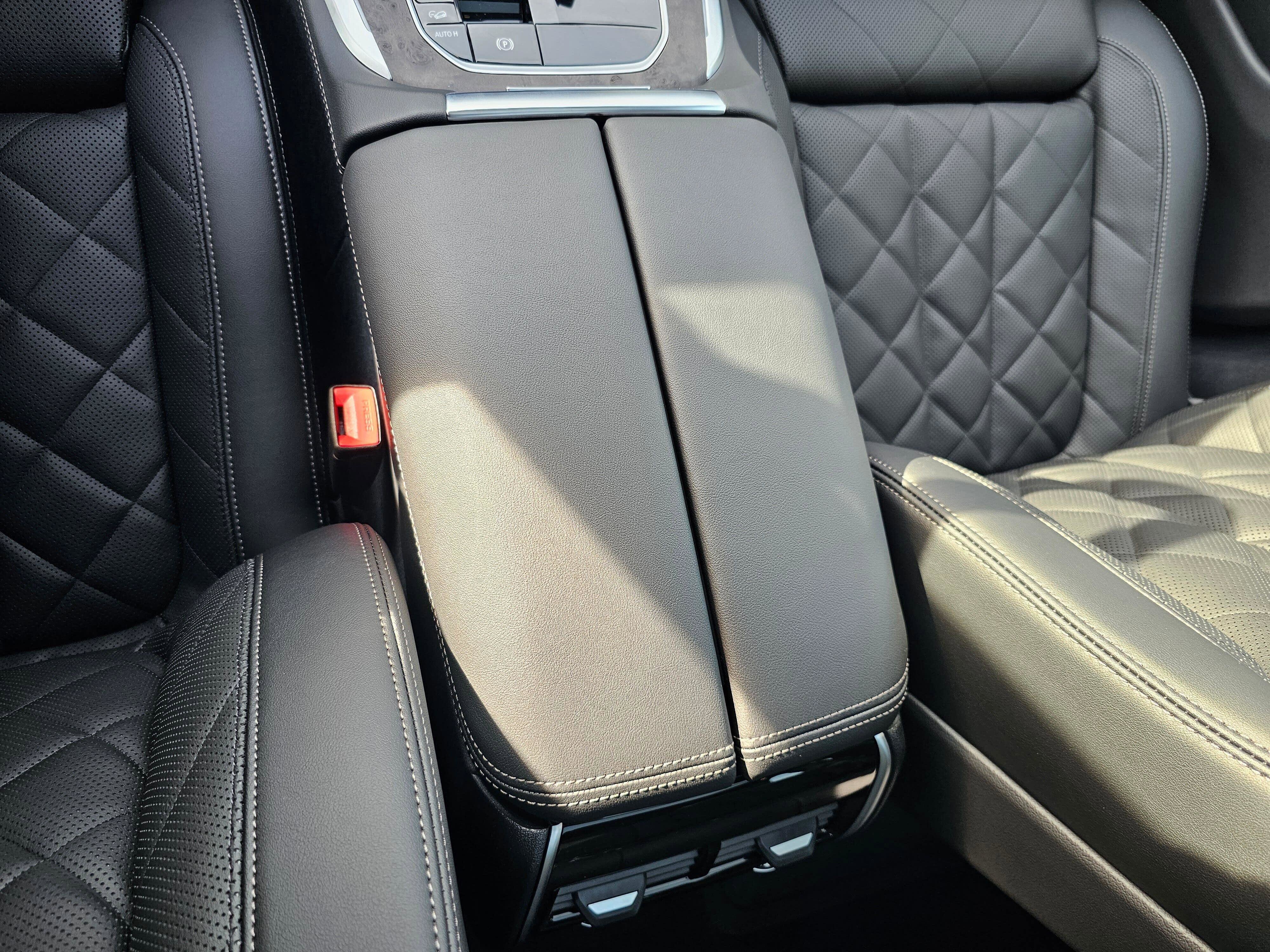 New 2026 BMW X5 xDrive40i w/ Executive Package image 25