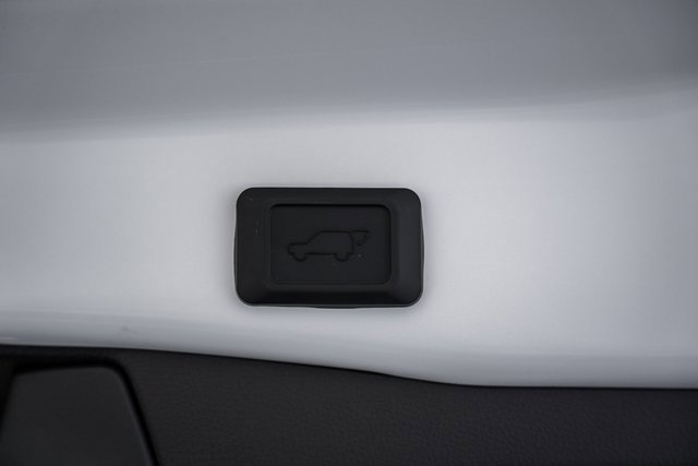 New 2025 Toyota RAV4 XLE Premium image 10