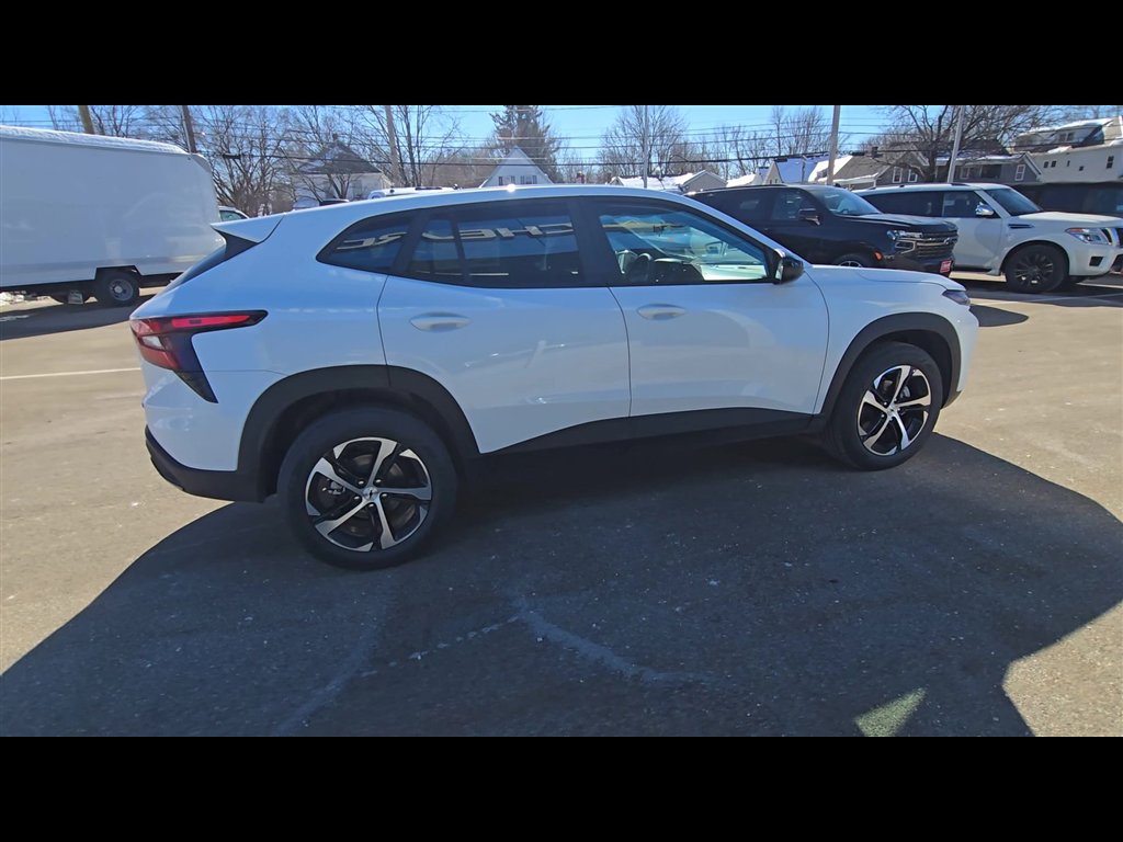 New 2026 Chevrolet Trax RS w/ Driver Confidence Package image 9