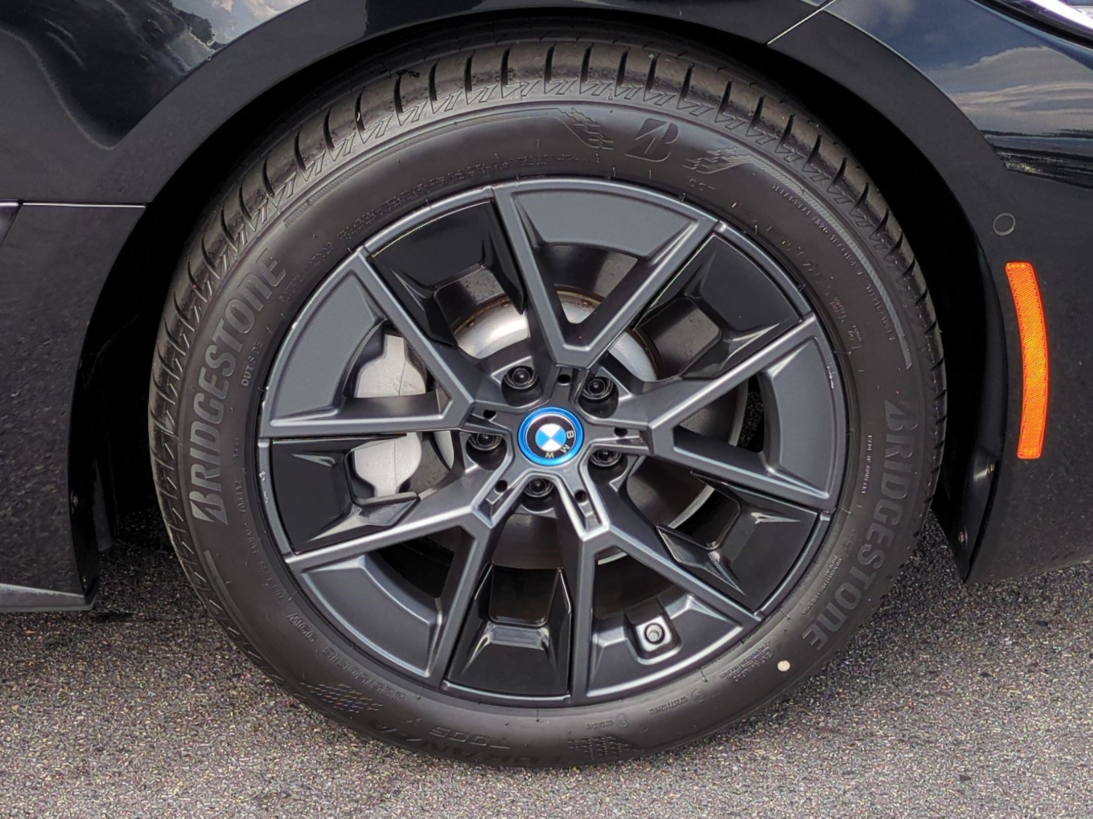 Certified 2023 BMW i4 eDrive40 w/ Parking Assistance Package RWD image 12