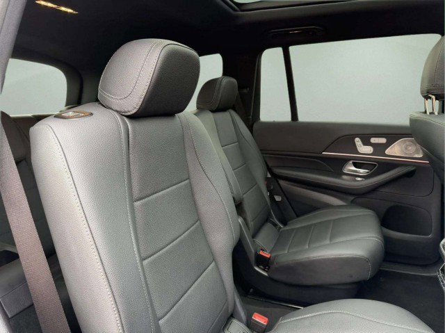 Certified 2024 Mercedes-Benz GLS 450 4MATIC image 25